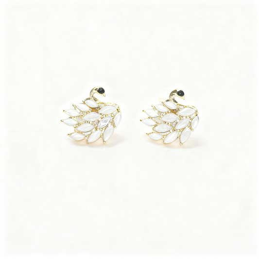 Elegant White Leaf Cluster Stud Earrings – Minimalist Chic Jewelry