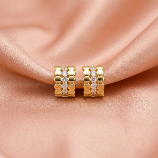 AD Chhoti Baali Gold Stud Earrings