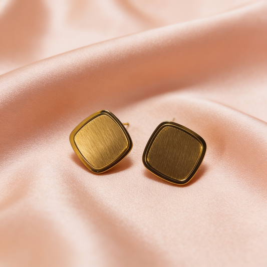 Square Ginni Stylish Gold Stud Earrings