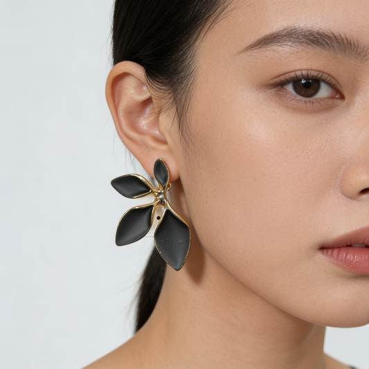 White Pearl Leaf Stud Earrings