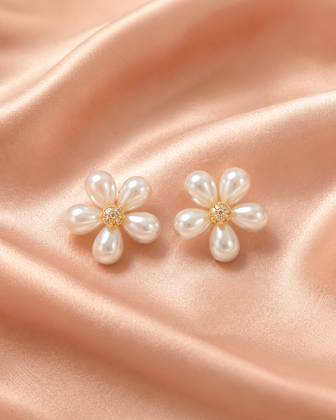 Pearl Flower Stud Earrings