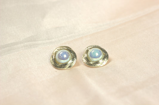 Silver Pearl-Effect Stud Earrings – Classic Elegant Jewelry- Stainless Steel