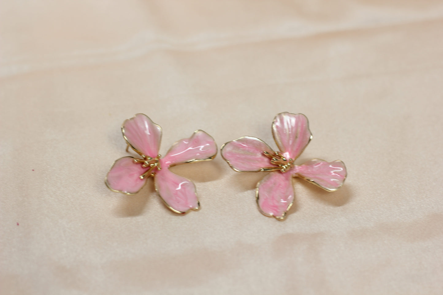 Floral Statement Earrings – Gloss Finish Designer Petal Earrings