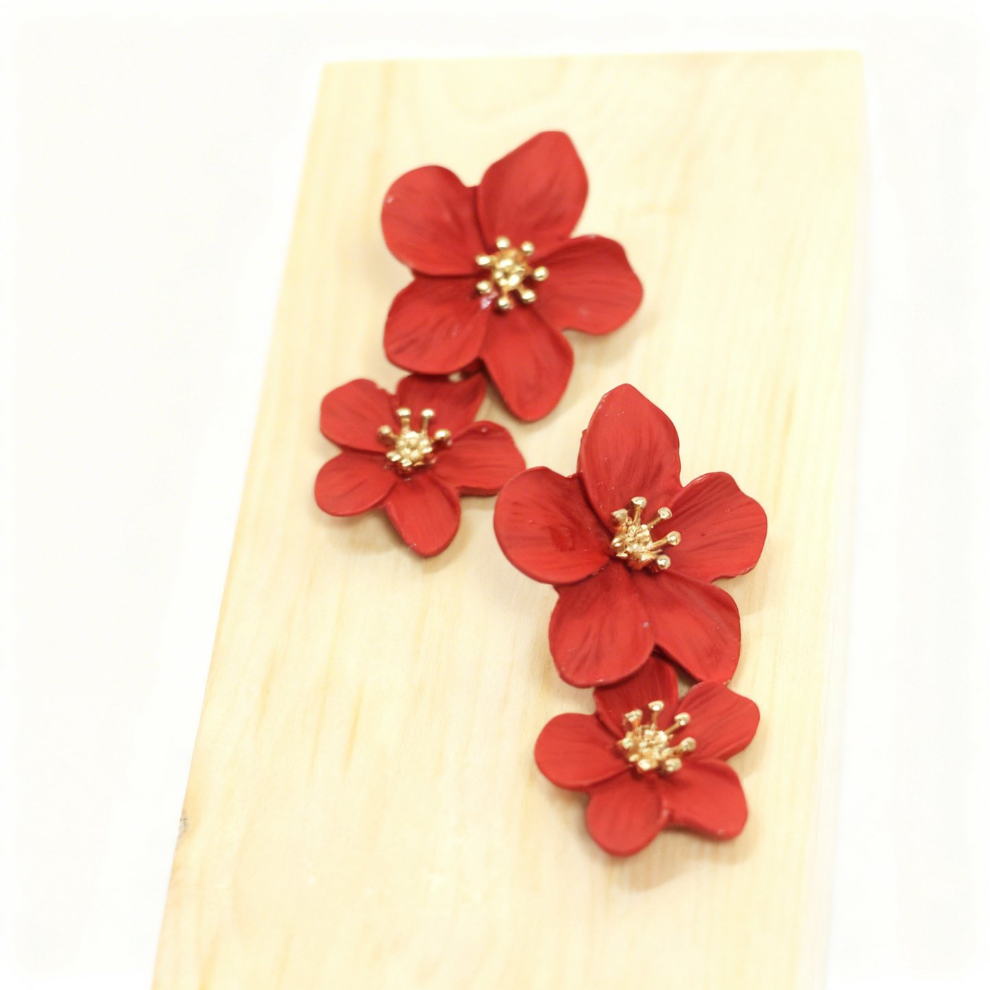 Midnight Bloom Floral Statement Earrings – Matte Black & Gold Finish