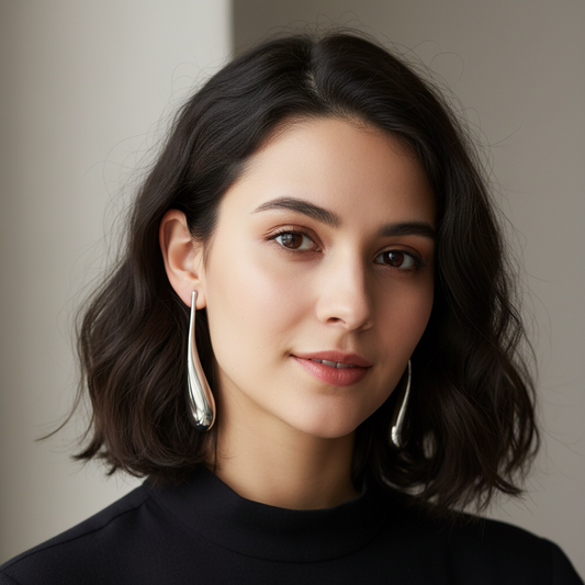 Sleek Gold Spike Statement Earrings – Modern Minimalist Jewelry